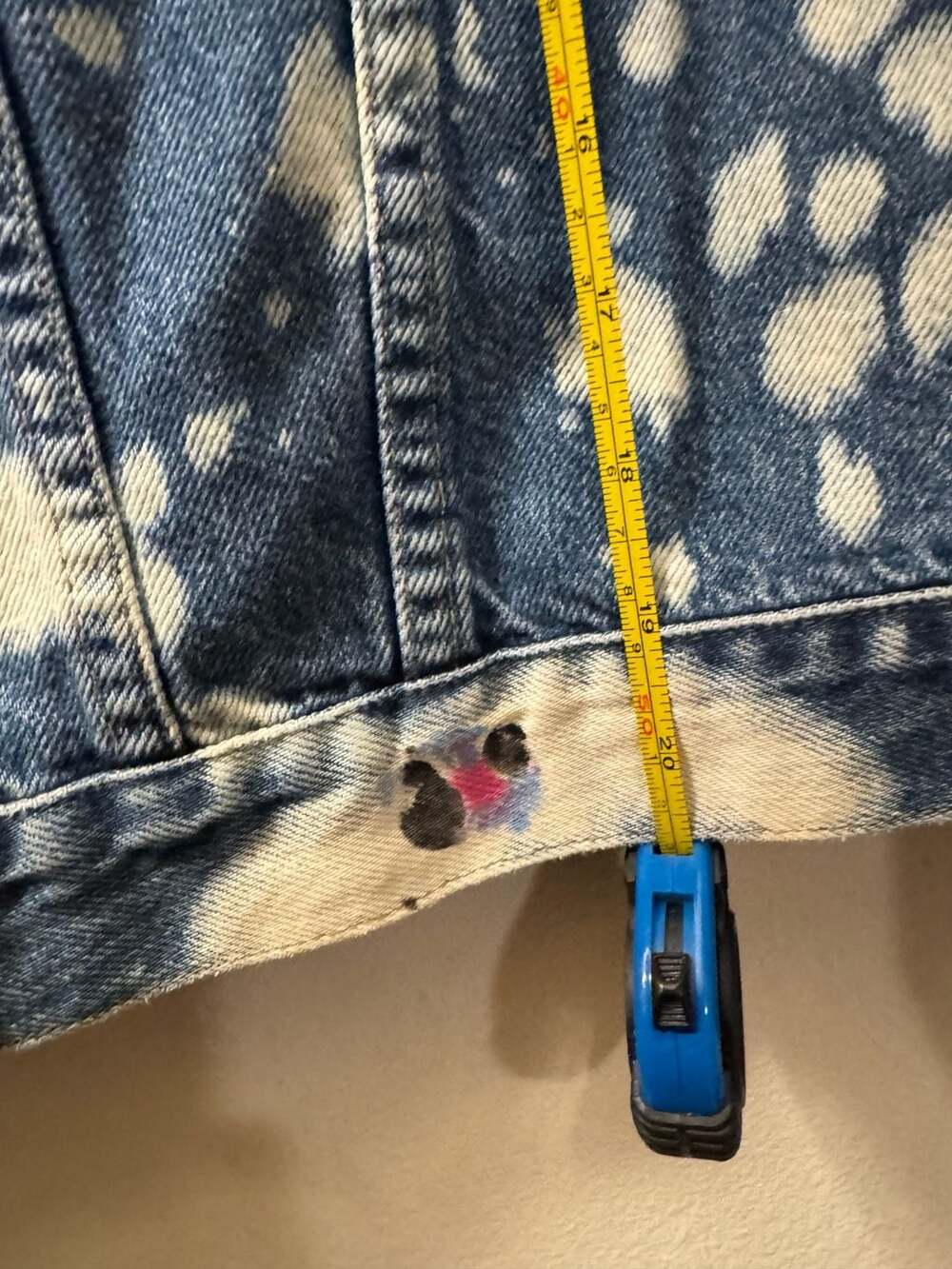Vintage Crossroads Bleached Denim Jacket with Def Leppard High 'n' Dry Back Patc - Picture 9 of 9